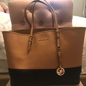 Michael Kors tote
